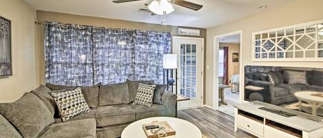 Apartment (2 Bedrooms) | Front of property