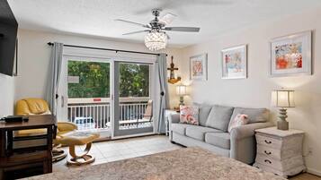 Apartment (1 Bedroom) | Interior