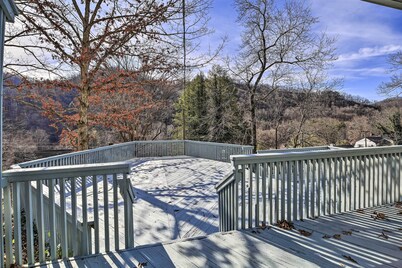 Mtn-view Home w/ Game Room - Near ATV Trails!