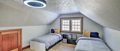 House (4 Bedrooms) | Interior