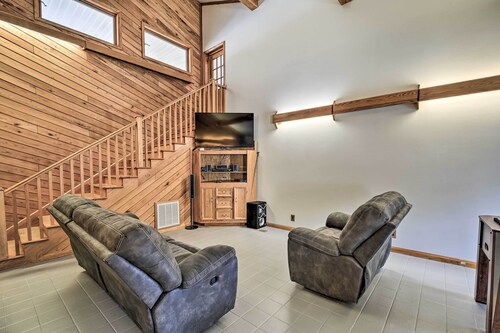 Mtn-view Home w/ Game Room - Near ATV Trails!