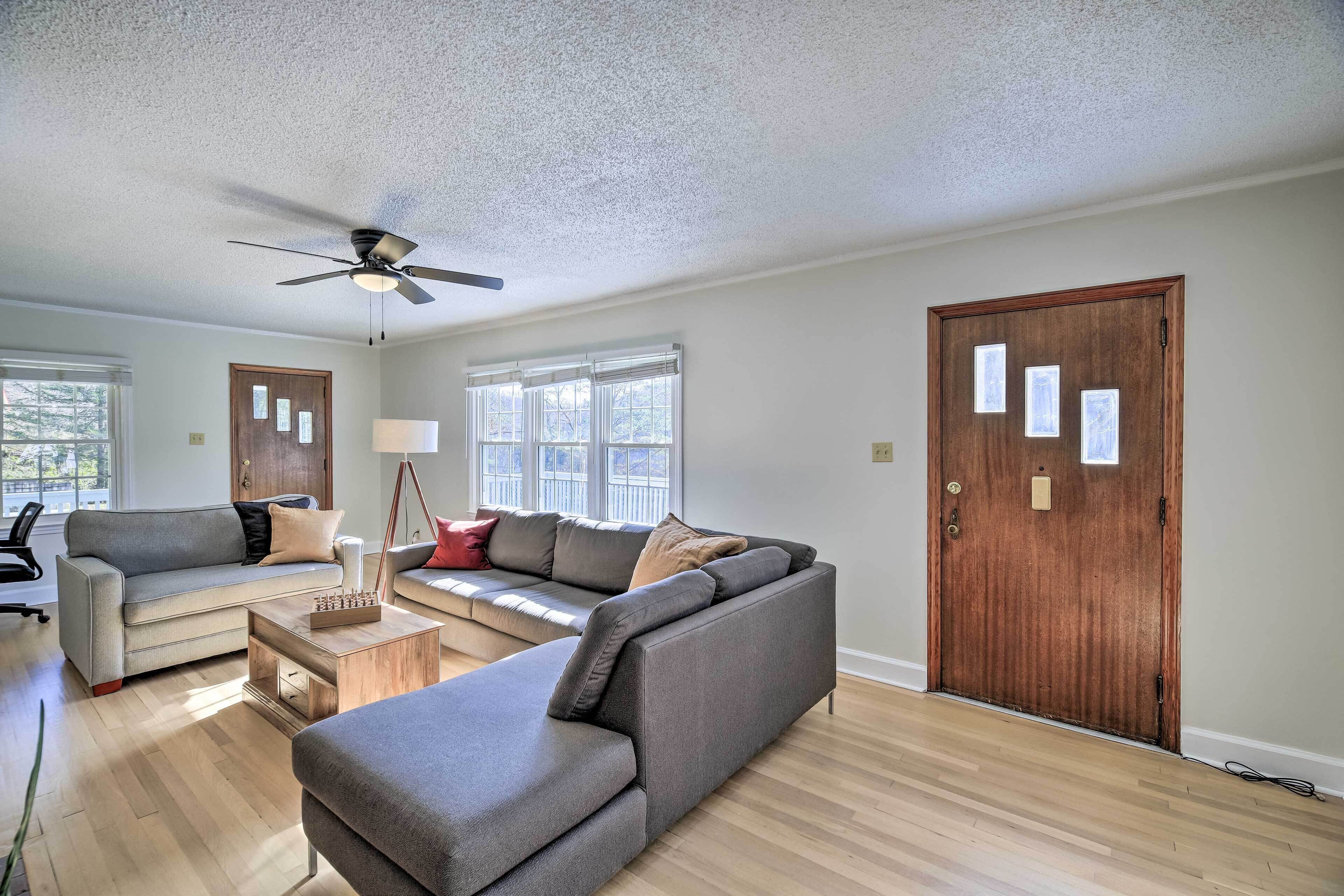 House (4 Bedrooms) | Interior