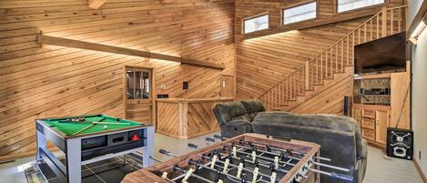 House (4 Bedrooms) | Game room