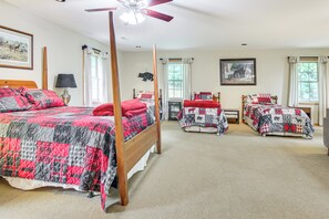 House (4 Bedrooms) | Interior