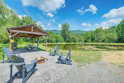 Mtn Views & Idyllic Setting! Clifton Forge Retreat