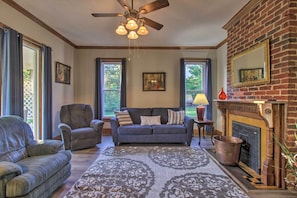 Talo (4 Bedrooms) | Sisätilat