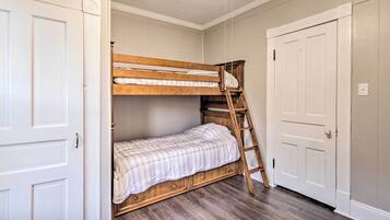 Rumah (4 Bedrooms) | Interior