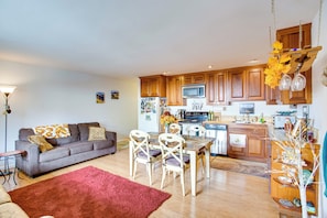 Apartment (1 Bedroom) | Interior