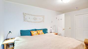 Apartment (1 Bedroom) | Interior