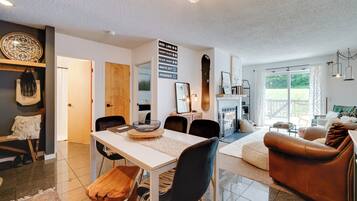 Apartment (1 Bedroom) | Interior