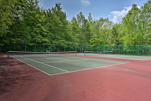 House (3 Bedrooms) | Interior - Pocono Lake House Near Skiing & Kalahari Resort! (Pocono Lake)