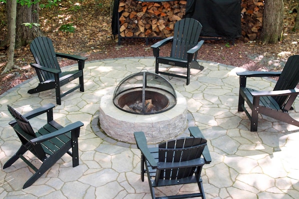 House (3 Bedrooms) | Interior - Pocono Lake House Near Skiing & Kalahari Resort! (Pocono Lake)