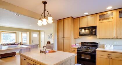 Quaint Leadville Home w/ Grill: Walk to Dtwn!