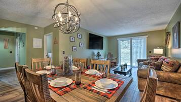 Apartment (2 Bedrooms) | Front of property