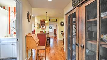 House (2 Bedrooms) | Bahagian dalam