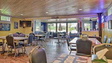 Casa (2 Bedrooms) | Interior