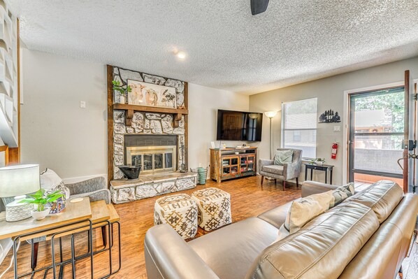 Apartment (2 Bedrooms) | Front of property