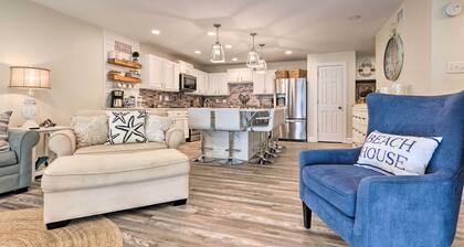 Bright & Breezy Condo - Walk to Orange Beach!