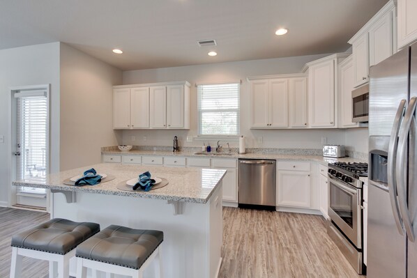 House (3 Bedrooms) | Interior