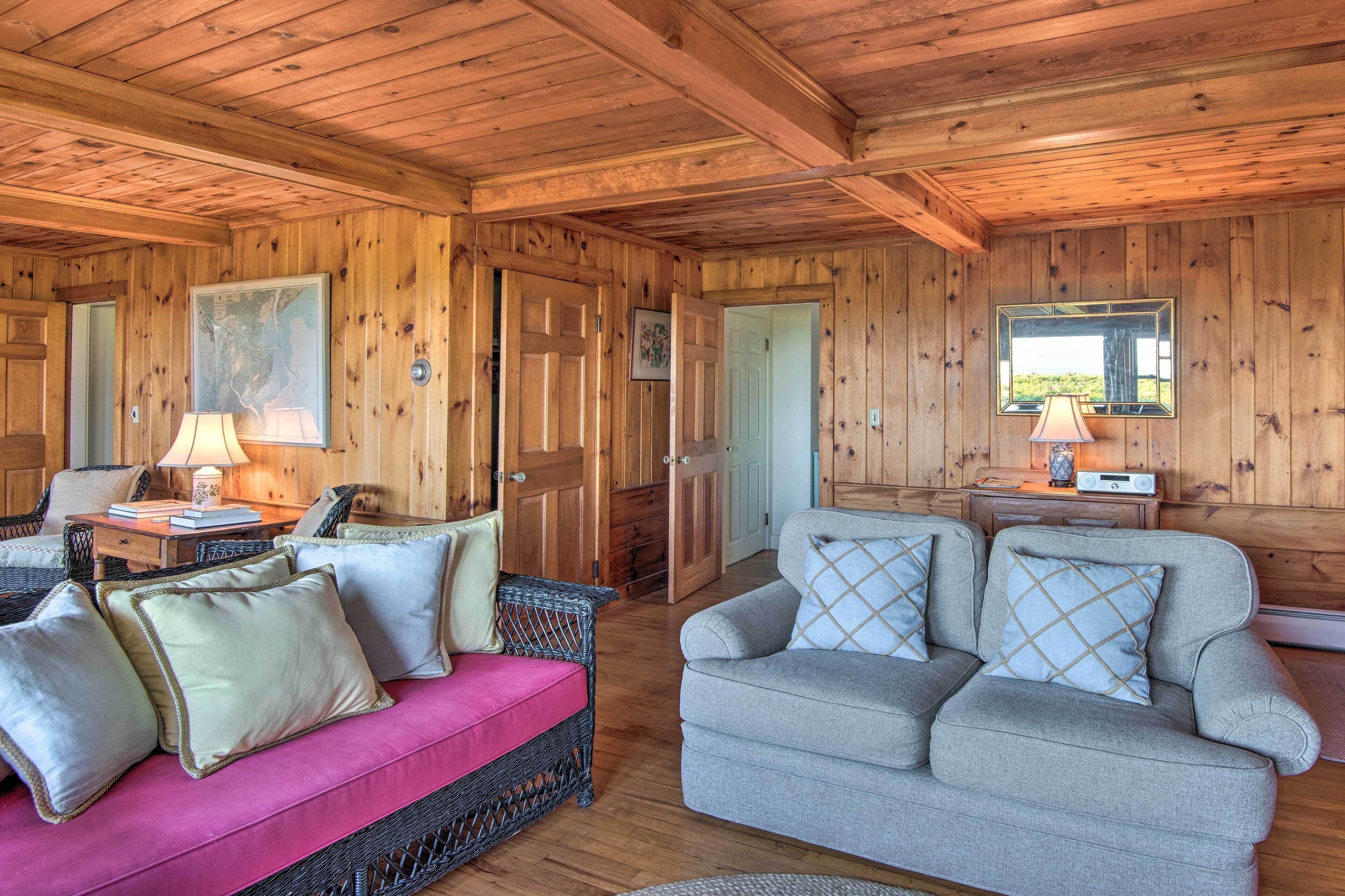 House (Multiple Bedrooms) | Interior