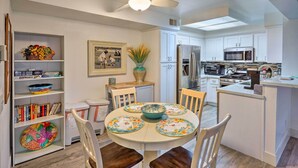 Unclassified image, 4 of 28, button - Coastal Orange County Condo w/ Community Pool (Dana Point)