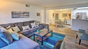 Unclassified image, 2 of 28, button - Coastal Orange County Condo w/ Community Pool (Dana Point)