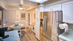 Unclassified image, 5 of 28, button - Coastal Orange County Condo w/ Community Pool (Dana Point)