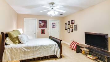 House (5 Bedrooms) | Interior