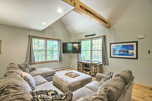 House (3 Bedrooms) | Interior - Secluded New Durham Home w/ Mtn & Lake Views! (New Durham)