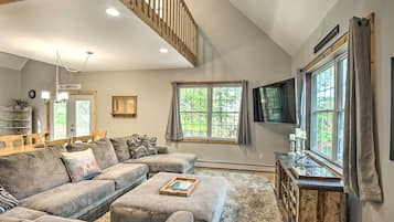 House (3 Bedrooms) | Front of property