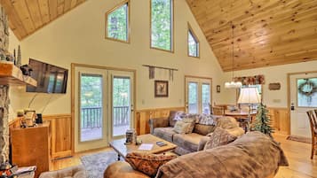 House (2 Bedrooms) | Front of property