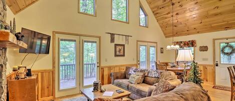 House (2 Bedrooms) | Front of property