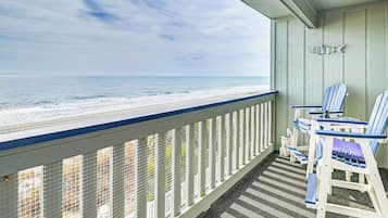 Apartment (2 Bedrooms) | Front of property