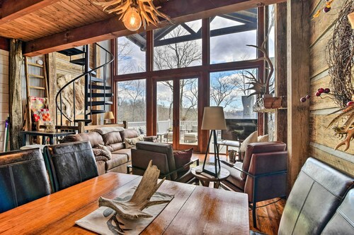 Lakefront Lewisburg Vacation Rental w/ Deck!