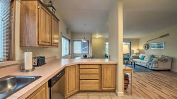 Cottage (2 Bedrooms) | Interior