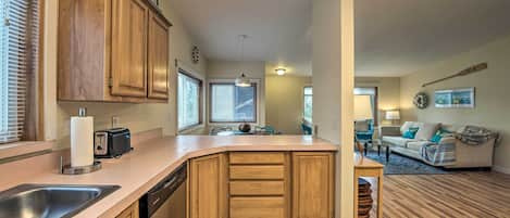 Cottage (2 Bedrooms) | Interior