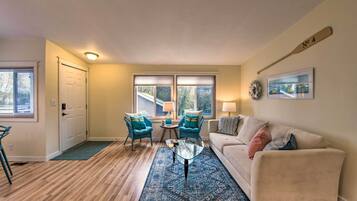 Cottage (2 Bedrooms) | Interior