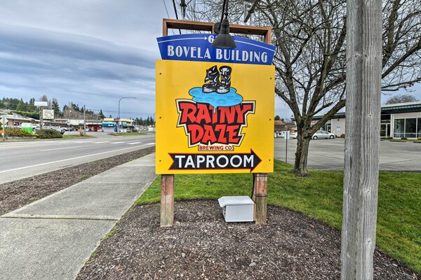 Cute Cottage W/ Deck Walk 115 Ft To Brewery & Cafe - Poulsbo, WA
