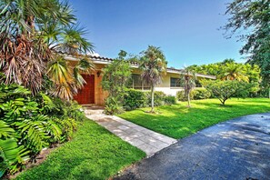 House (3 Bedrooms) | Front of property