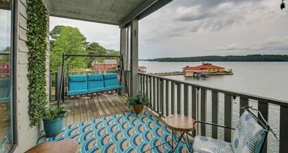 Lake-view Balcony: Hot Springs Penthouse!