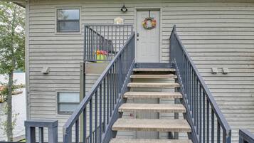 Apartment (2 Bedrooms) | Bahagian dalam