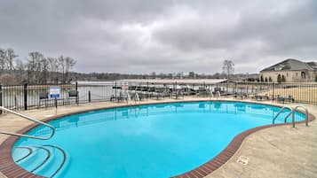 Apartment (2 Bedrooms) | Bahagian dalam