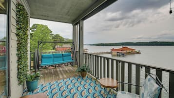 Apartment (2 Bedrooms) | Depan hartanah