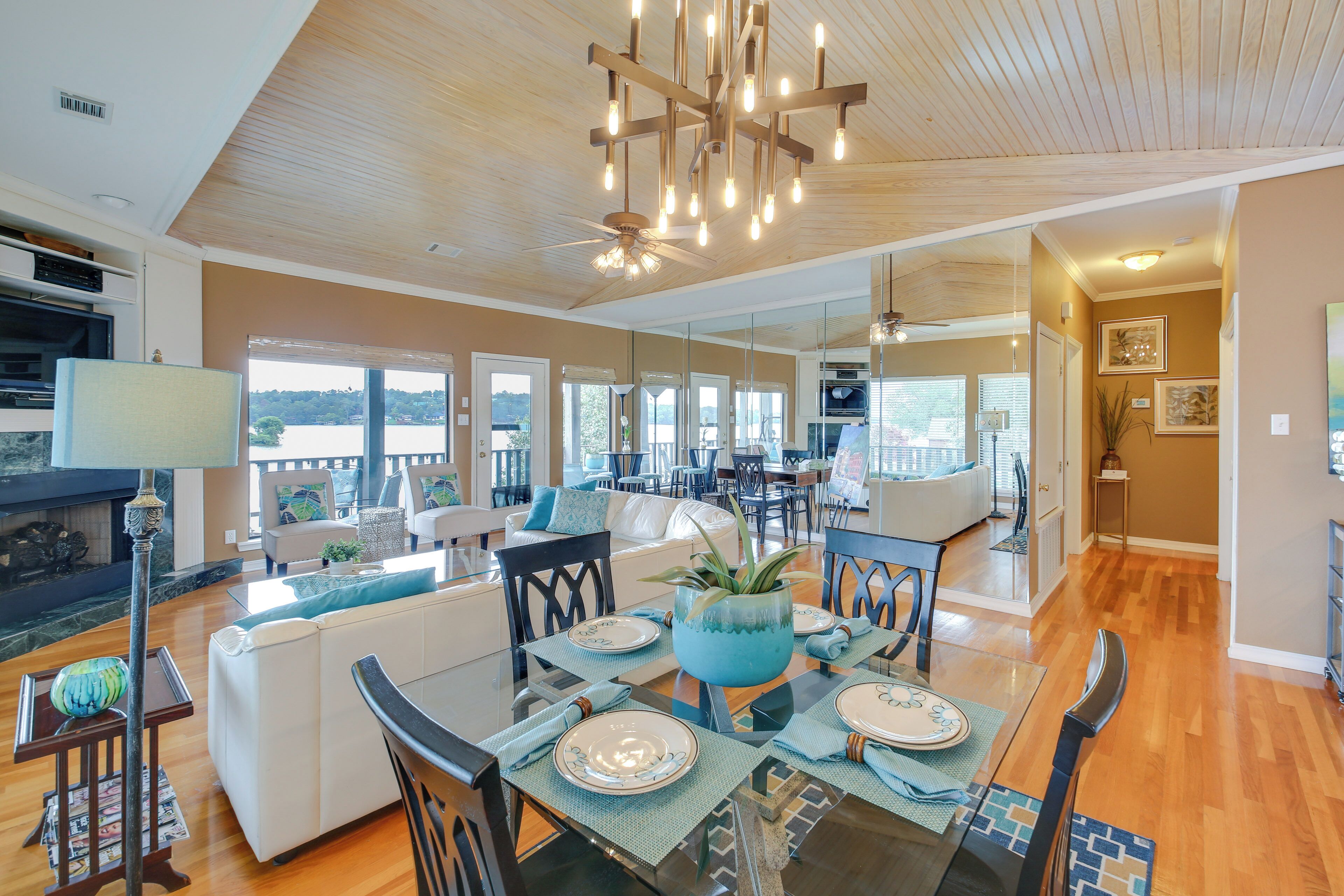 المنشأة من الداخل