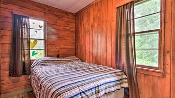 2 bedrooms, bed sheets