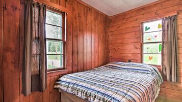 2 bedrooms, bed sheets