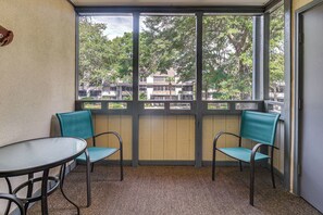 Apartment (2 Bedrooms) | Interior - Relaxing Myrtle Beach Escape: Steps to the Beach! (Myrtle Beach)