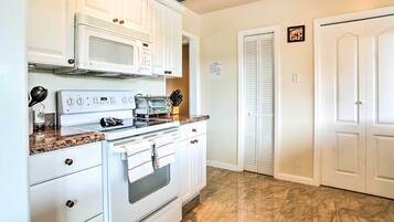 Nhà (3 Bedrooms) | Nội thất