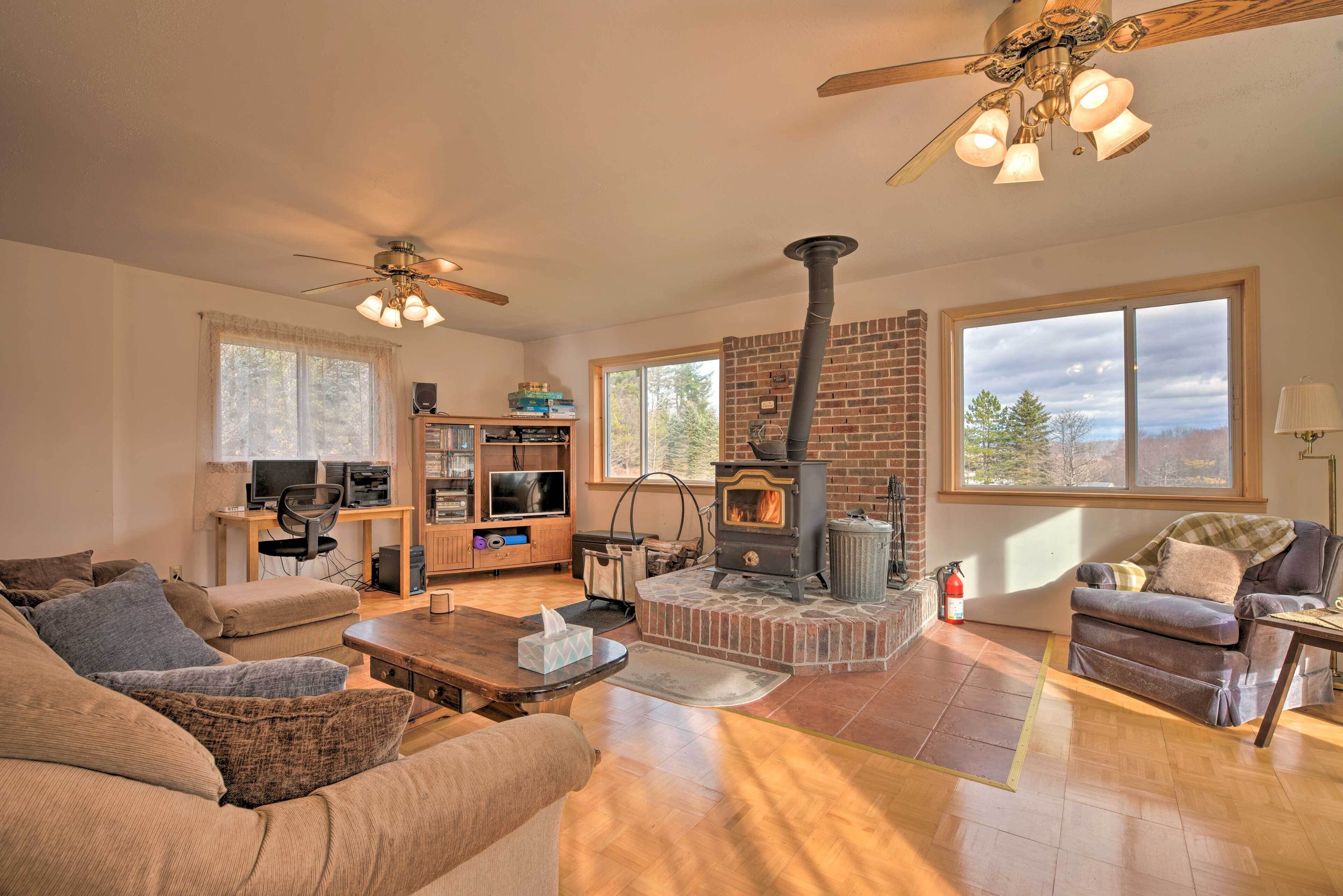 House (4 Bedrooms) | Interior