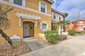 Apartment (3 Bedrooms) | Interior - Kissimmee Escape ~ 10 Mi to Disney World! (Kissimmee)